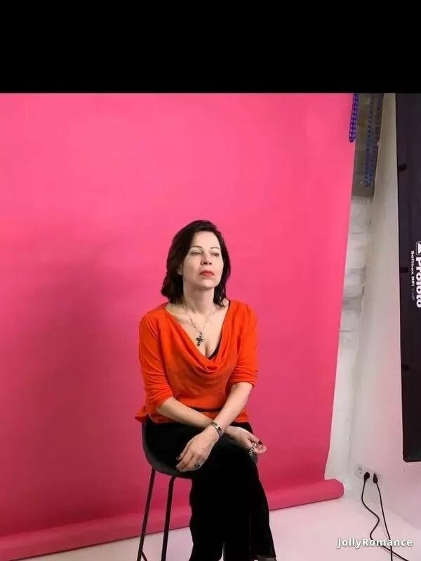 Irina, 53